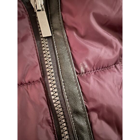 French Connection Burgundy Wine Asymmetrical Pillow Hood Puffer Coat Women Med. - Picture 16 of 16